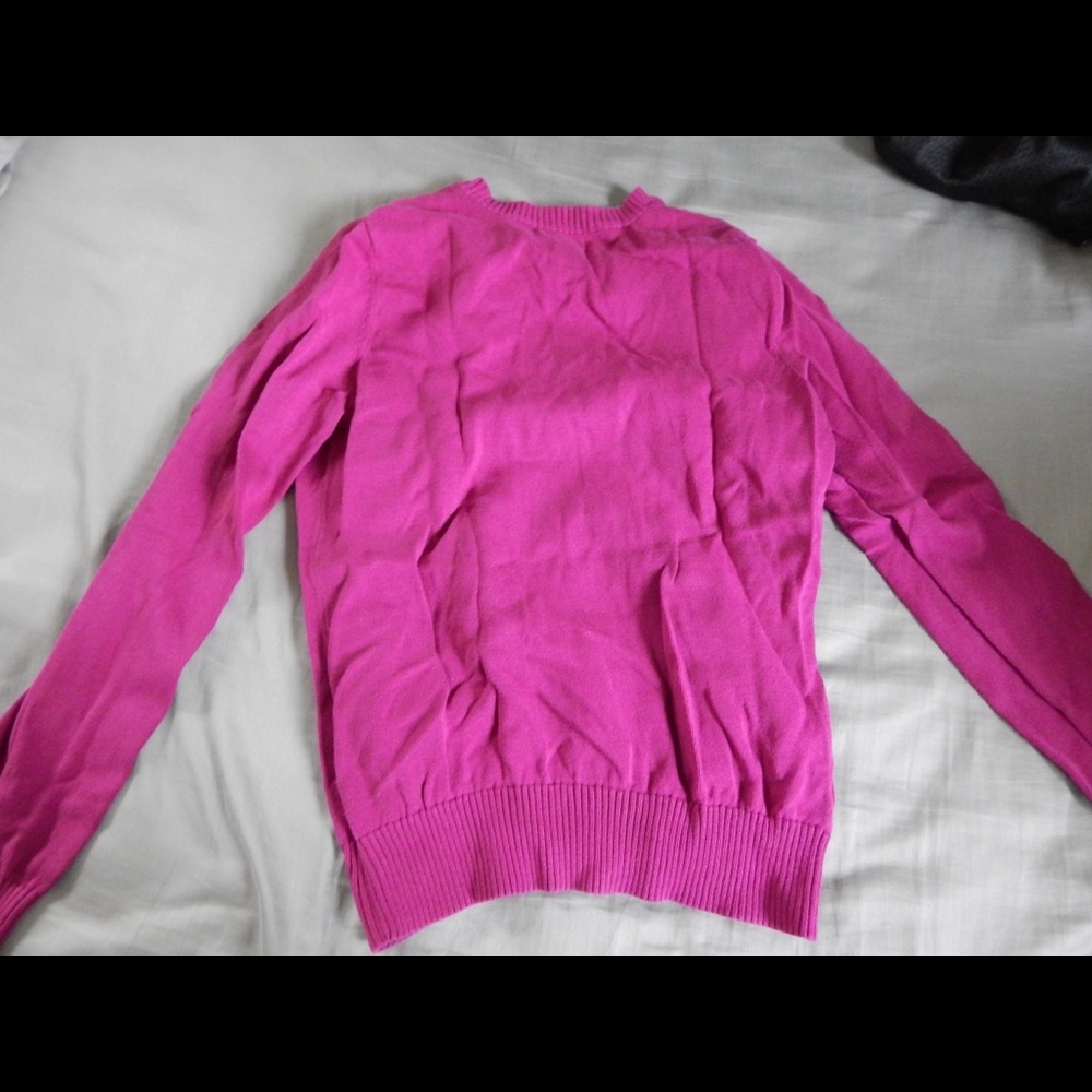 Sweater - Picture 4 of 5